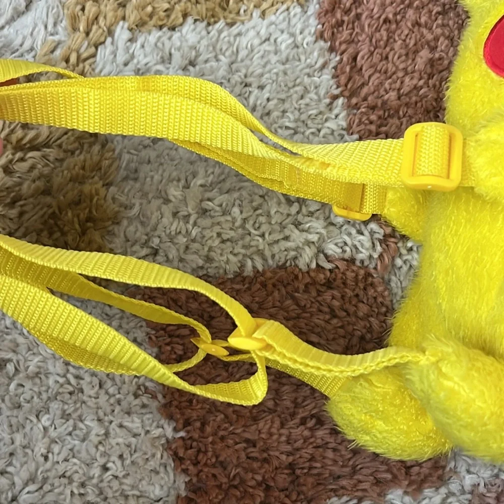 Banpresto Pokémon pikachu stuffed backpack